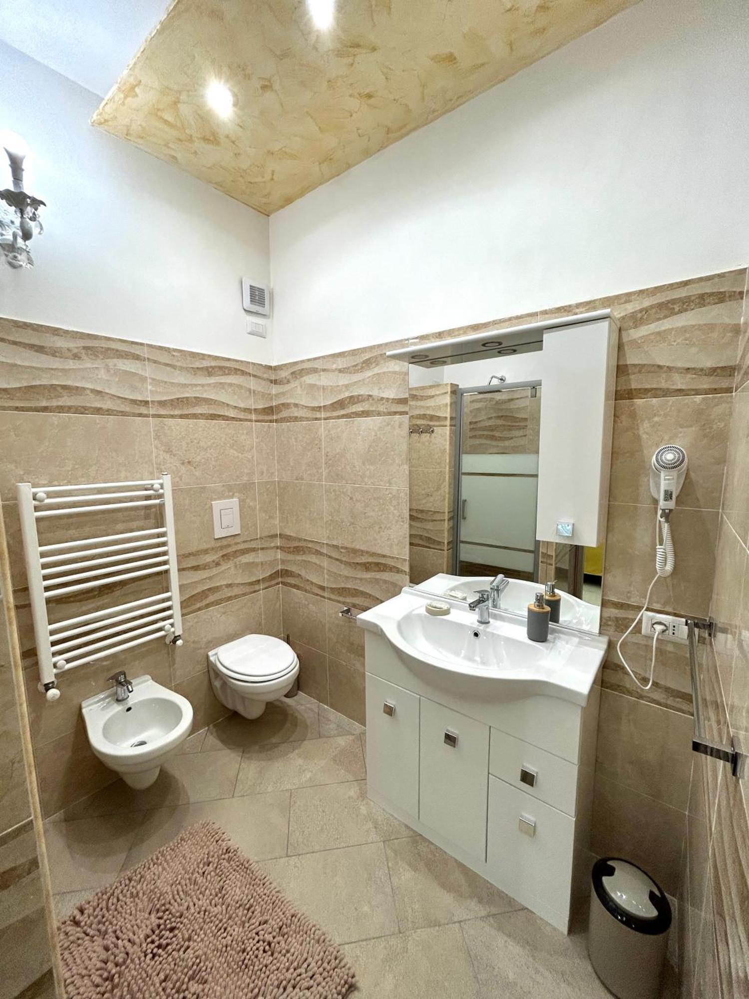 A Un Passo Dagli Dei Bed & Breakfast Pimonte Bagian luar foto